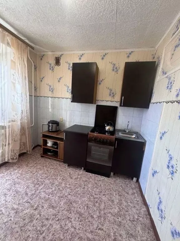 1-к кв. Оренбургская область, Орск Новый город мкр, ул. Омская, 50 ... - Фото 0