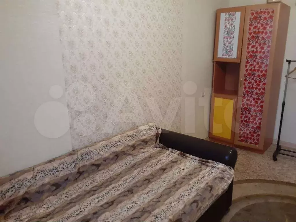 Комната 17 м в 3-к., 2/10 эт. - Фото 0