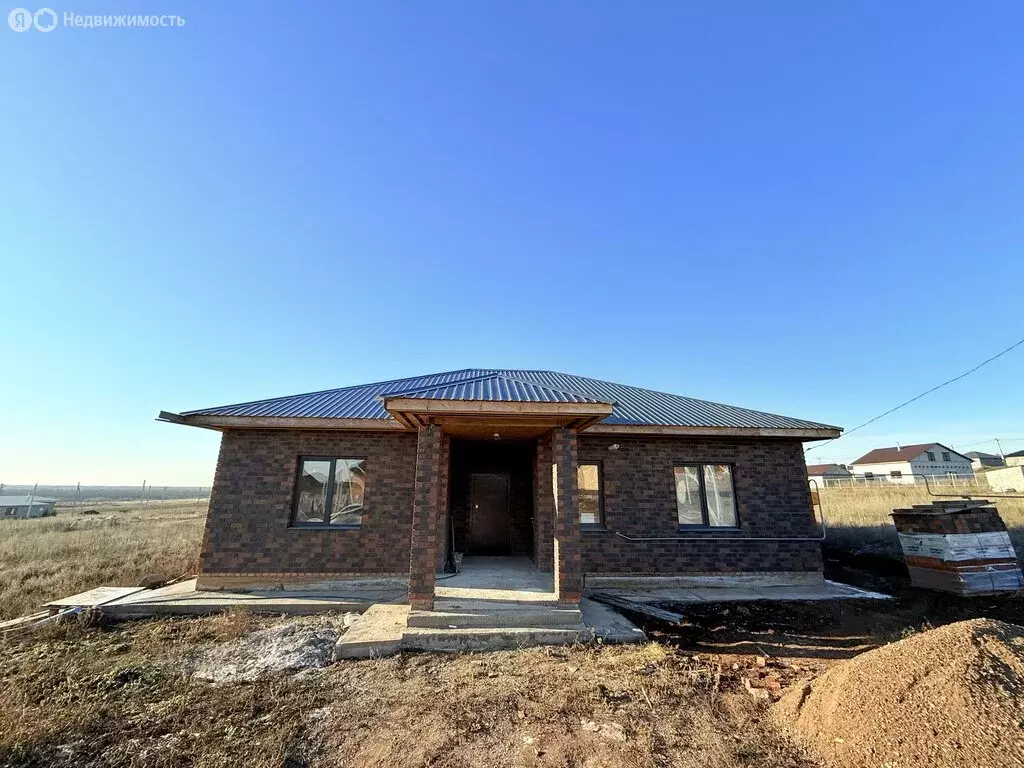 Дом в Оренбургский район, посёлок Соловьёвка, Заповедная улица (116 м) - Фото 1