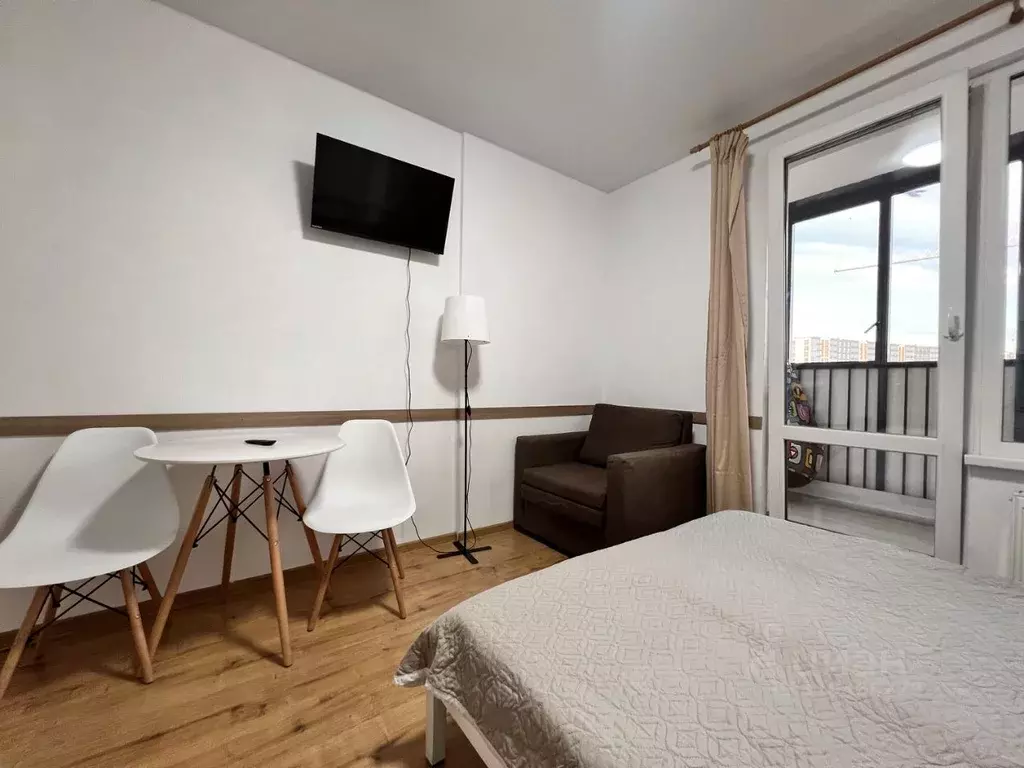 Студия Санкт-Петербург бул. Александра Грина, 3 (28.0 м) - Фото 1