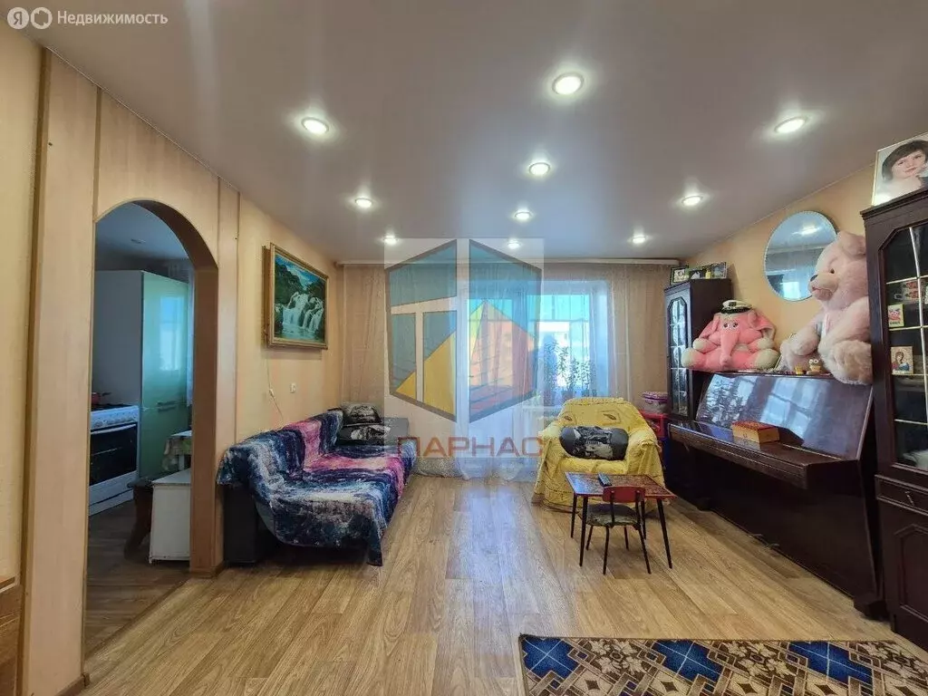 3-комнатная квартира: Краснотурьинск, улица Ленина, 88 (56.9 м) - Фото 1