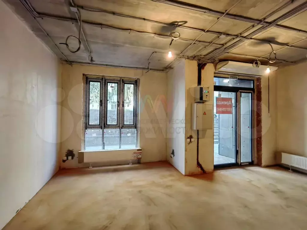 ЖК Выбор Первых торгово-офисное 181 м2 - Фото 1