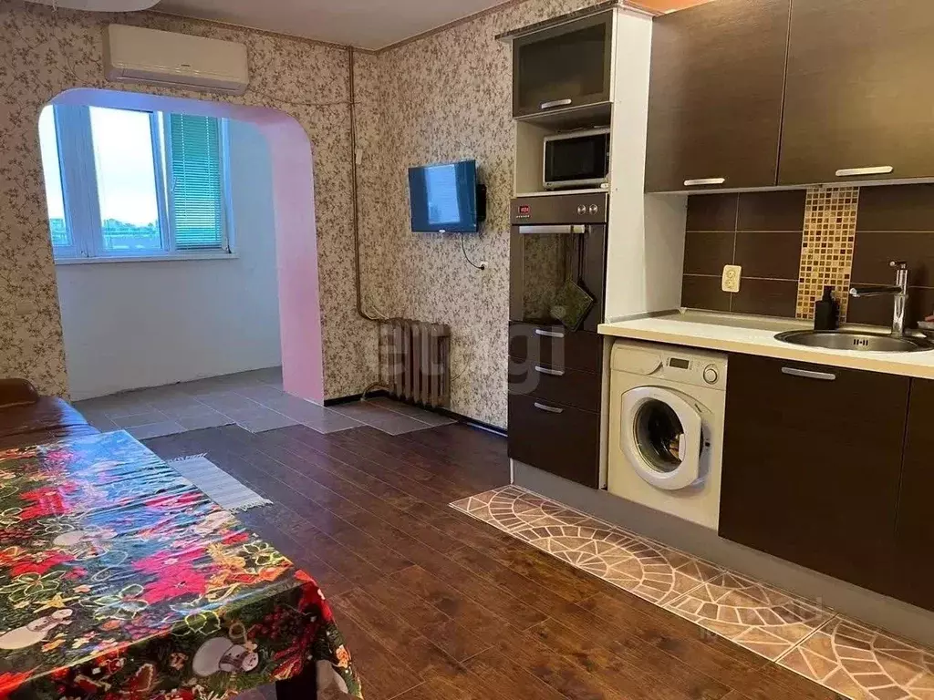 1-к кв. Астраханская область, Астрахань пл. Джона Рида, 7к1 (60.2 м) - Фото 1