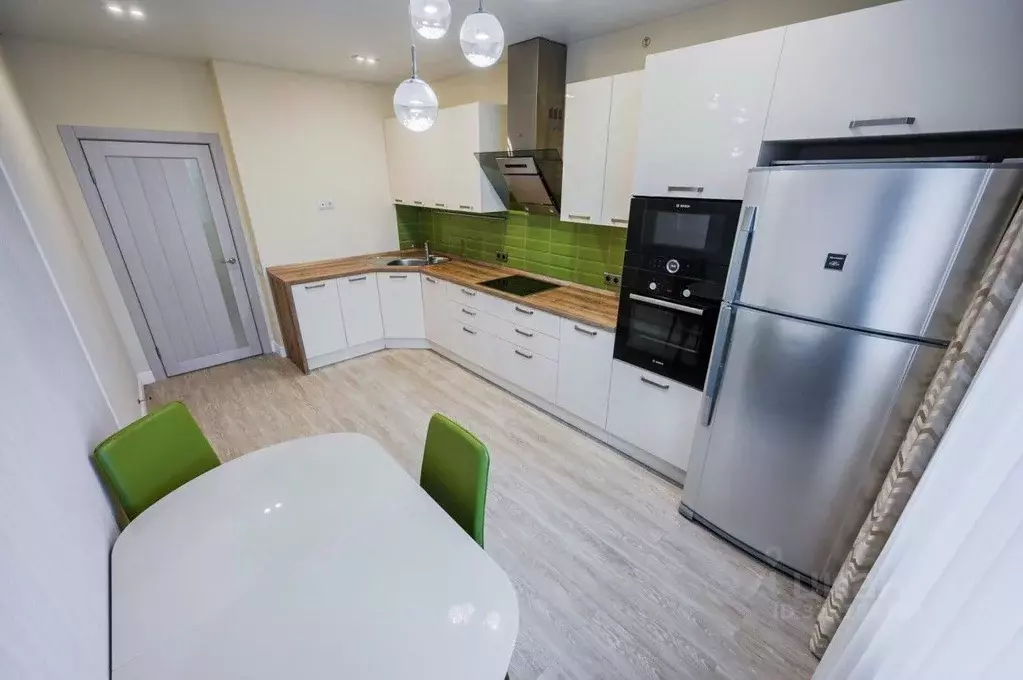 3-к кв. Свердловская область, Екатеринбург ул. Щорса, 54А (88.9 м) - Фото 2