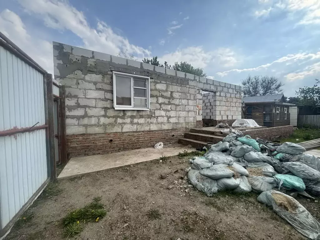 Дом в Саратовская область, Балашов Коммунистическая ул., 128 (72 м) - Фото 1