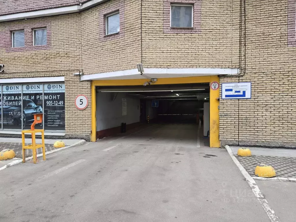 Гараж в Санкт-Петербург просп. Малый Васильевского острова, 62к1 (19 ... - Фото 1