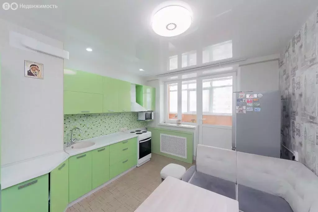 2-комнатная квартира: Тюмень, Широтная улица, 193 (61.3 м) - Фото 1