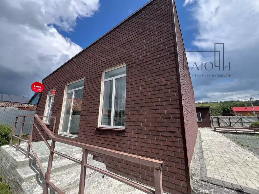 Дом в Башкортостан, Белорецкий район, Абзаковский сельсовет, с. ... - Фото 2