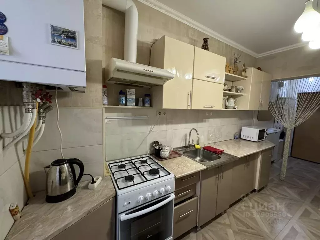 2-к кв. Краснодарский край, Сочи ул. Макаренко, 8Б/6 (50.0 м) - Фото 1