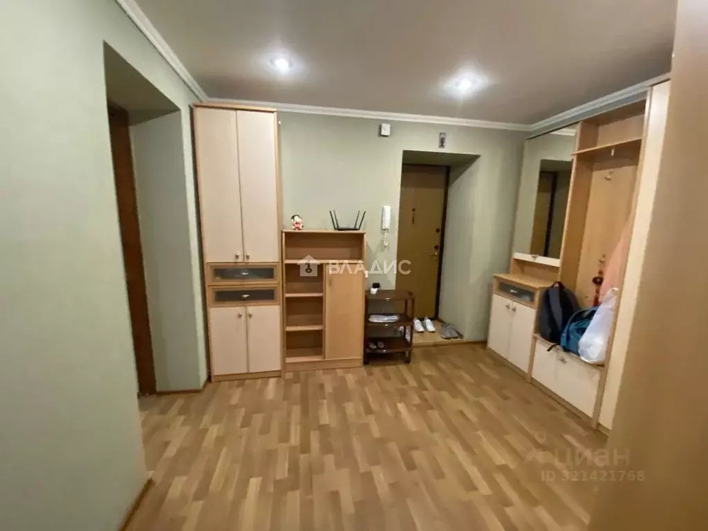 2-к кв. Белгородская область, Белгород ул. 5 Августа, 37 (69.0 м) - Фото 0