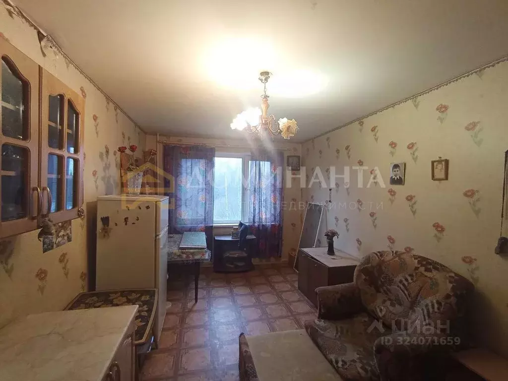 Комната Смоленская область, Смоленск ул. Куйбышева, 4 (17.4 м) - Фото 1