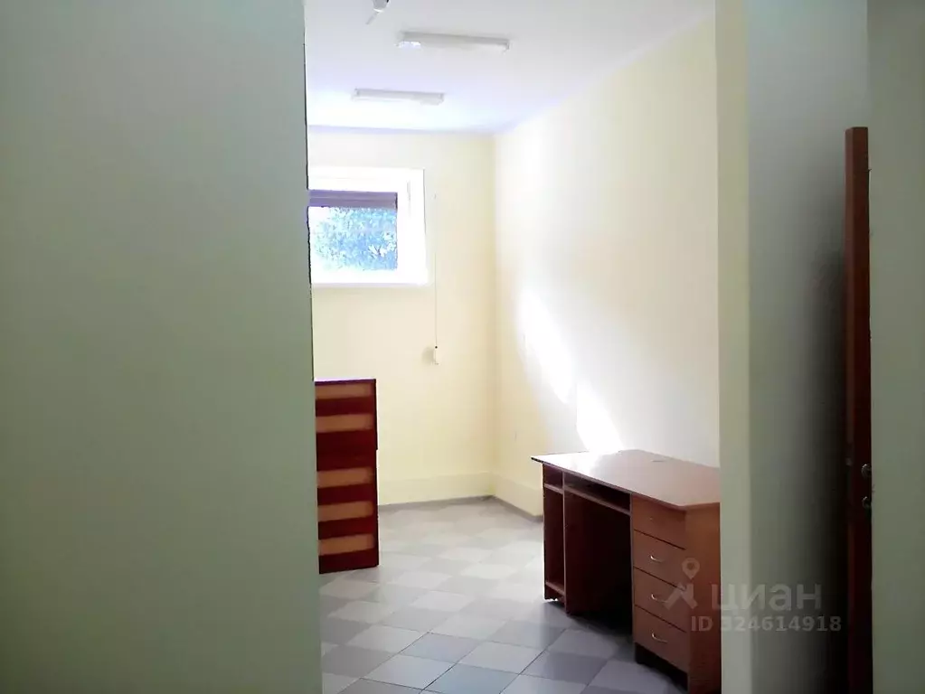 Офис в Калининградская область, Калининград ул. Тенистая Аллея (13 м) - Фото 2