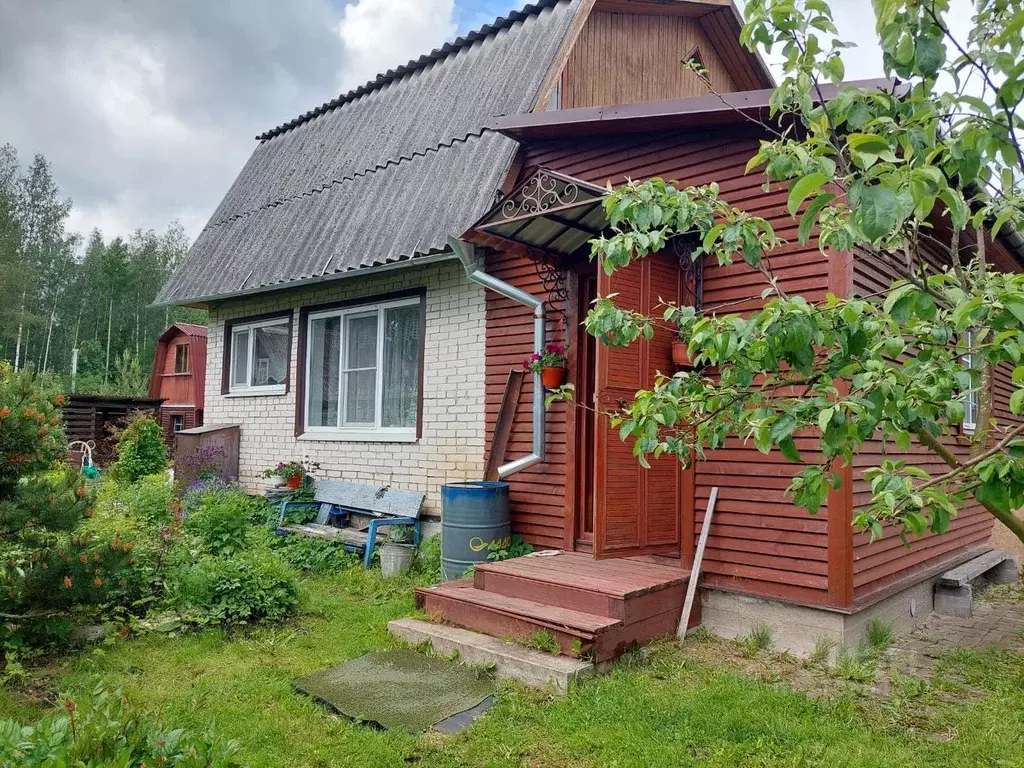 Дом в Ленинградская область, Гатчинский район, Кобрино садоводческий ... - Фото 0