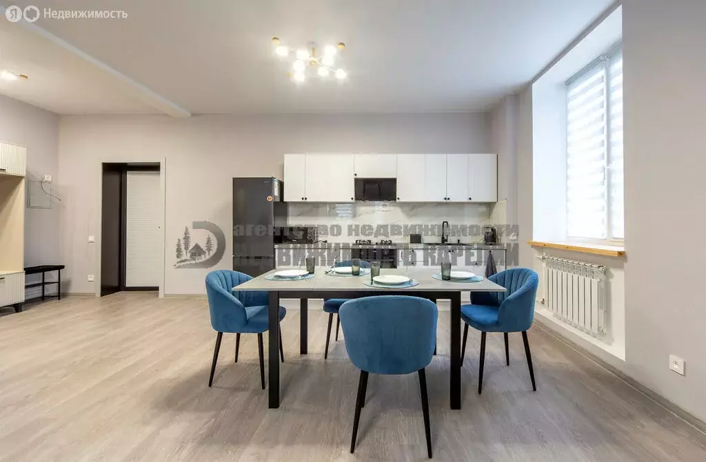 2-комнатная квартира: Петрозаводск, улица Коммунистов, 3 (60.07 м) - Фото 2