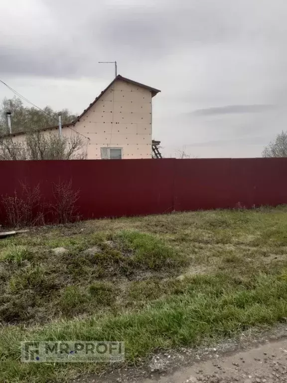 Дом в Омская область, Любинский район, д. Барсуковка Барсуковская ул., ... - Фото 1