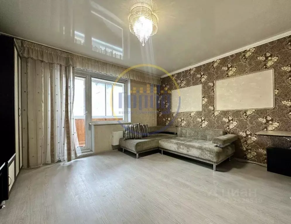 2-к кв. Челябинская область, Копейск Коммунистический просп., 1Б (64.4 ... - Фото 1