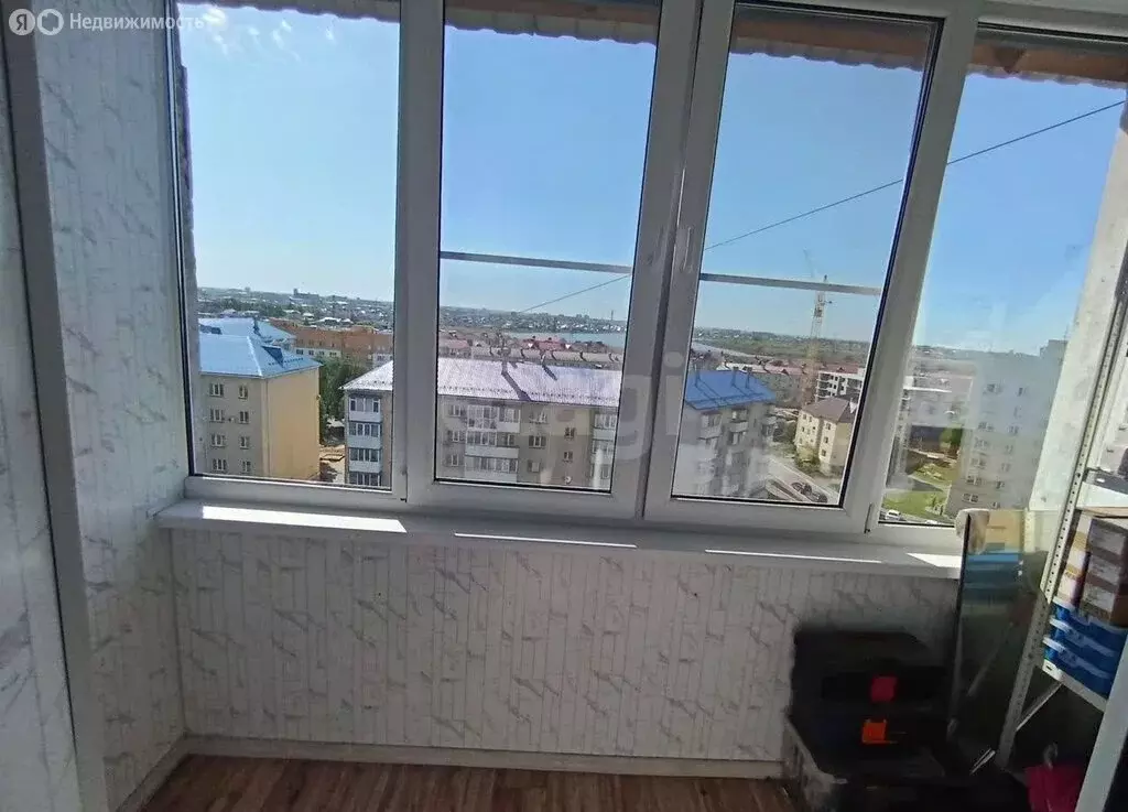 4-комнатная квартира: Курган, жилой район Заозёрный, 6-й микрорайон, 7 ... - Фото 1
