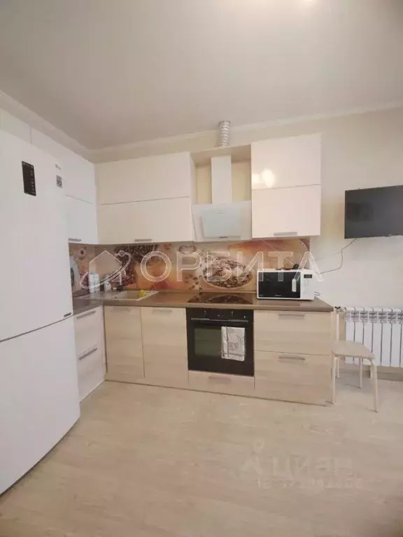 3-к кв. Тюменская область, Тюмень ул. Мельникайте, 136к1 (106.0 м) - Фото 2