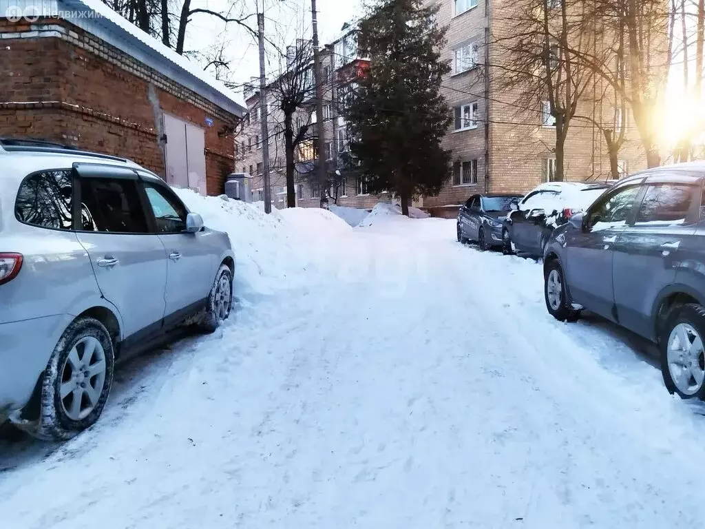 3-комнатная квартира: Серпухов, улица Дзержинского, 40 (53.6 м) - Фото 1