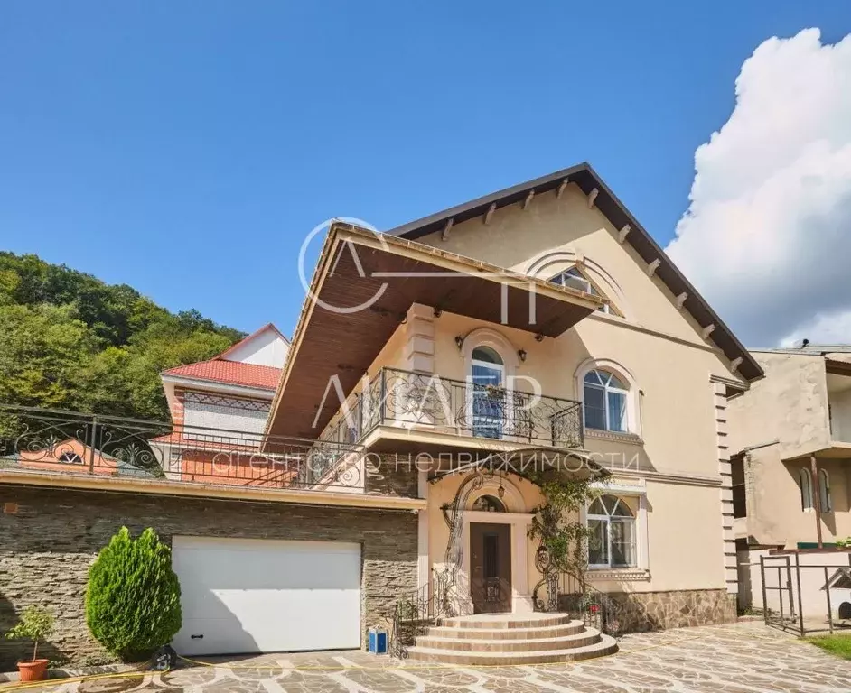 Дом в Краснодарский край, Сочи ул. Чекменева, 28/6 (385 м) - Фото 2