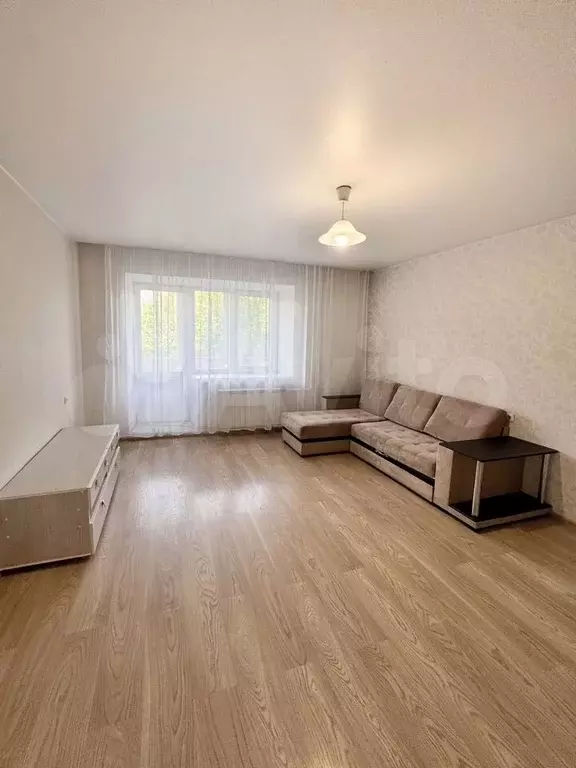 1-к. квартира, 47 м, 4/10 эт. - Фото 0