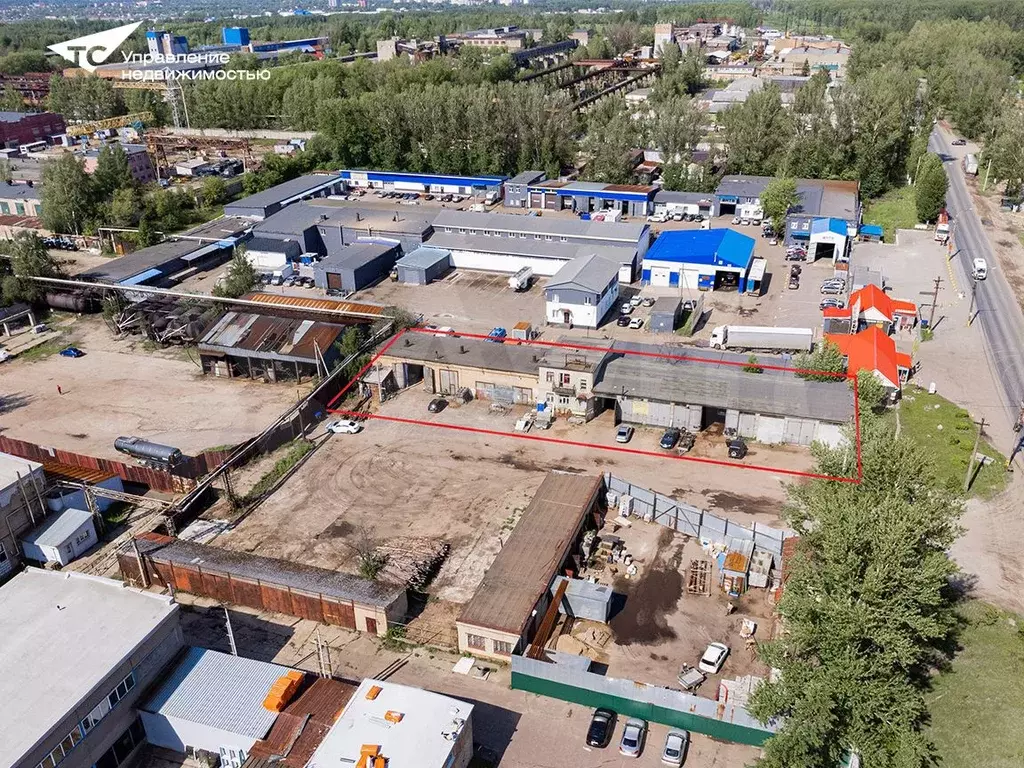 Продажа земельного участка С гаражами\складами - Фото 0