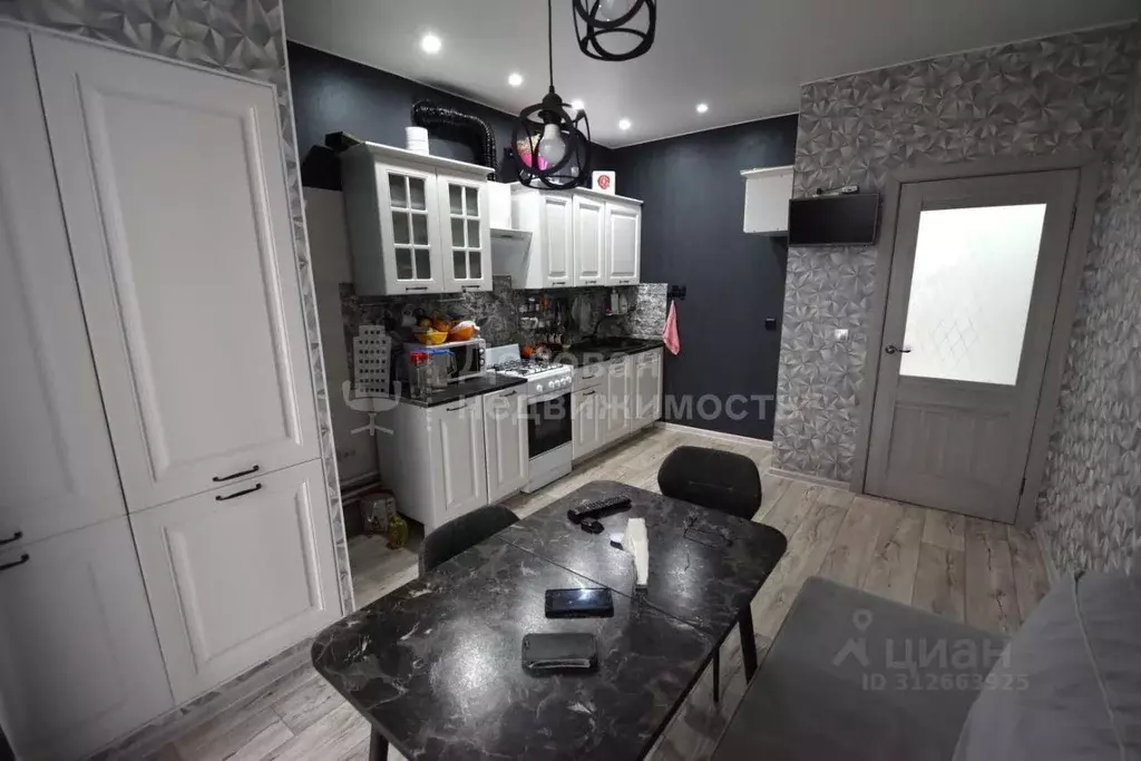 3-к кв. Новгородская область, Великий Новгород Луговая ул., 2 (92.0 м) - Фото 2