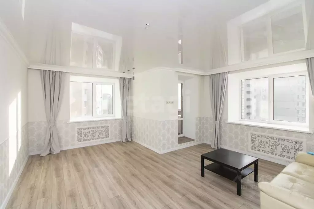 2-к кв. Тюменская область, Тюмень ул. Котельщиков, 19 (87.1 м) - Фото 1