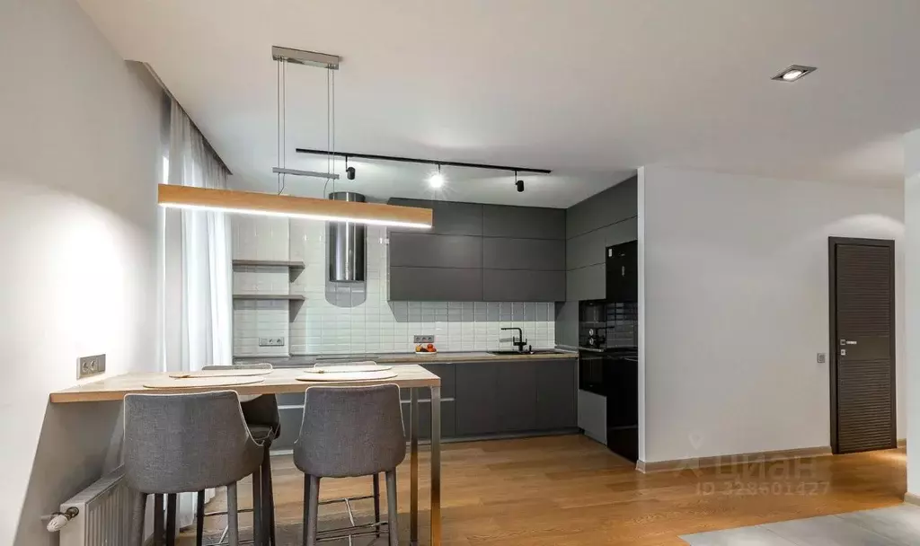 1-к кв. Краснодарский край, Сочи Центральный мкр, ул. Первомайская, 2А ... - Фото 2