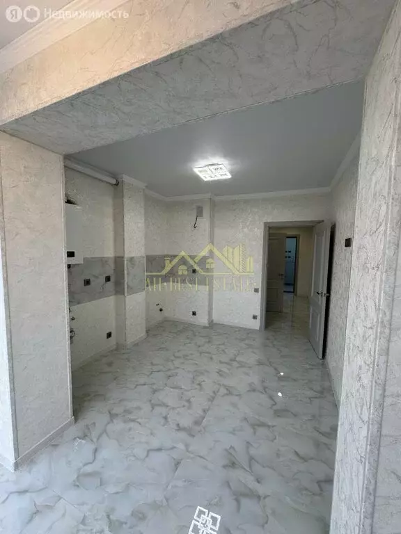 1-комнатная квартира: Владикавказ, улица Курсантов-Кировцев, 25 (48 м) - Фото 1