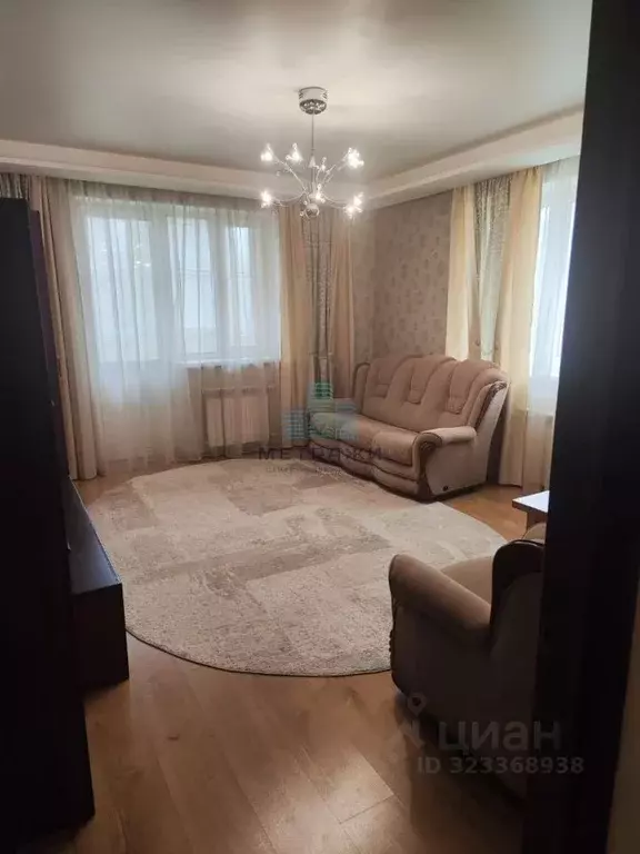 2-к кв. Калужская область, Калуга ул. Баррикад, 144 (66.0 м) - Фото 0