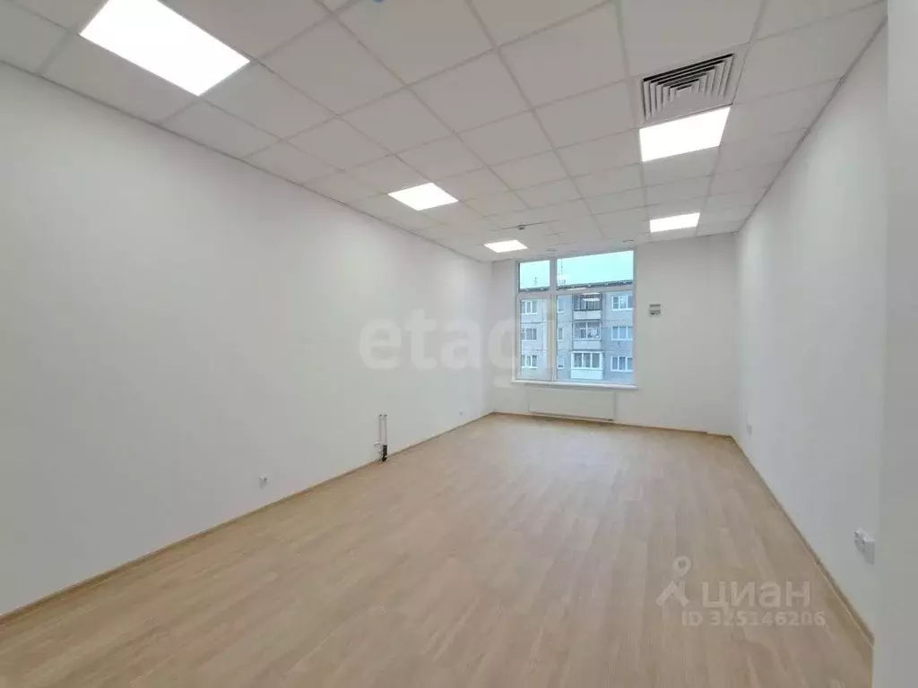 Помещение свободного назначения в Свердловская область, Екатеринбург ... - Фото 1