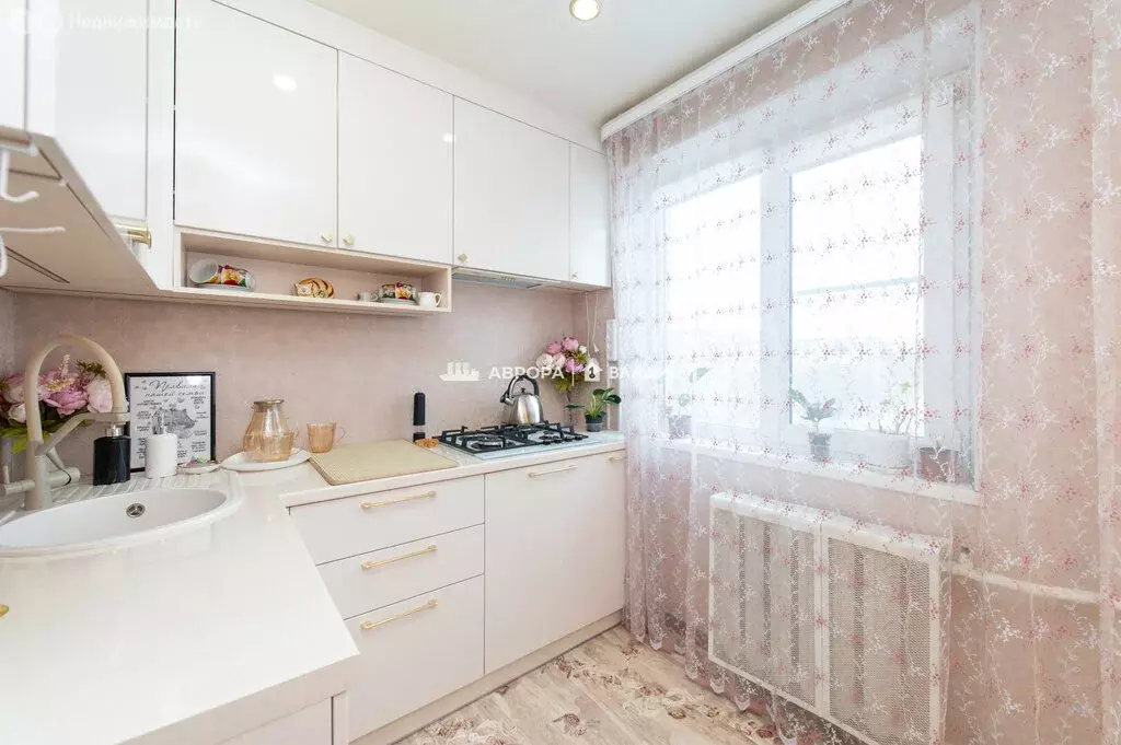 3-комнатная квартира: Магнитогорск, улица Суворова, 126 (61 м) - Фото 2