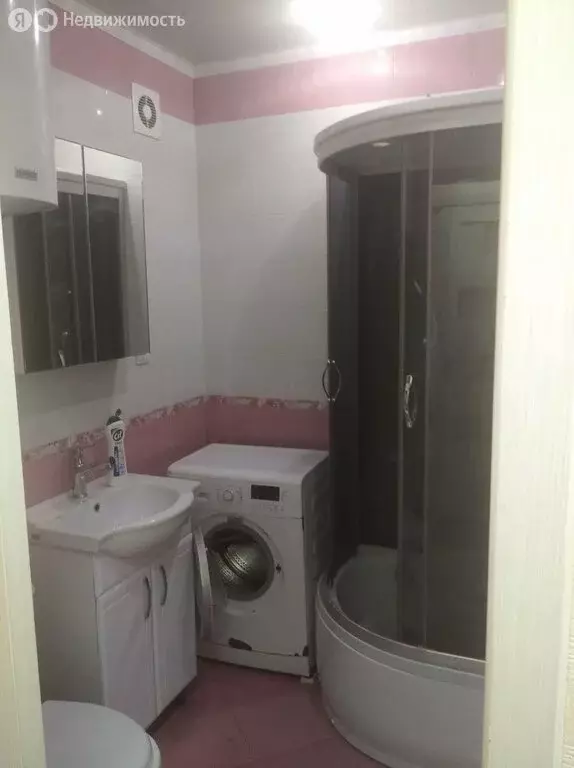 1-комнатная квартира: Керчь, улица Свердлова (30 м) - Фото 1