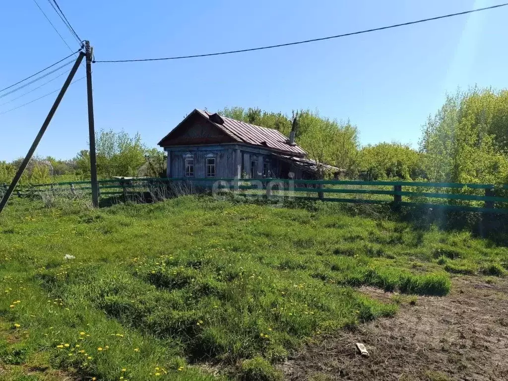 Дом в Башкортостан, Гафурийский район, Буруновский сельсовет, д. ... - Фото 0