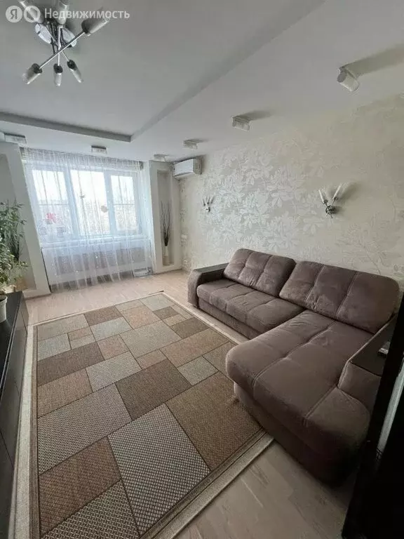 3-комнатная квартира: Ярославль, улица Калинина, 39к3 (64.7 м) - Фото 1