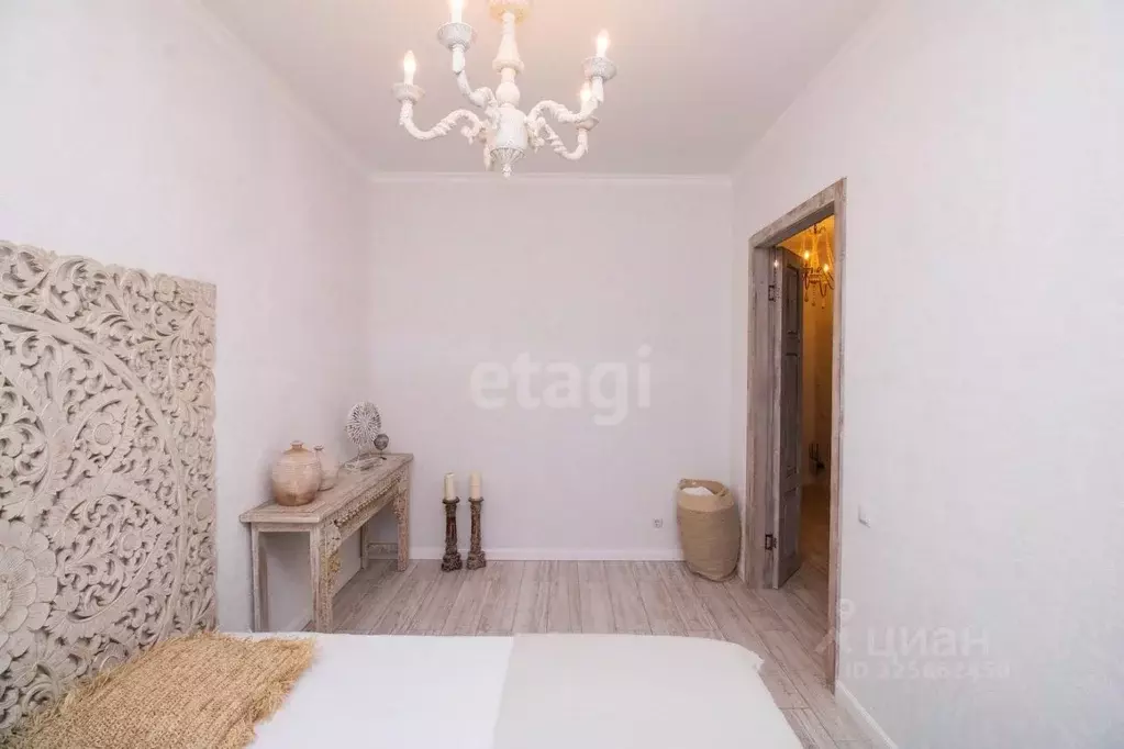 1-к кв. Тюменская область, Тюмень ул. Стройотрядовская, 12 (37.0 м) - Фото 2