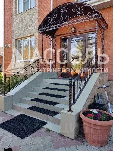 Коттедж в Омская область, Омск ул. 5-я Рассветная, 20 (200 м) - Фото 2