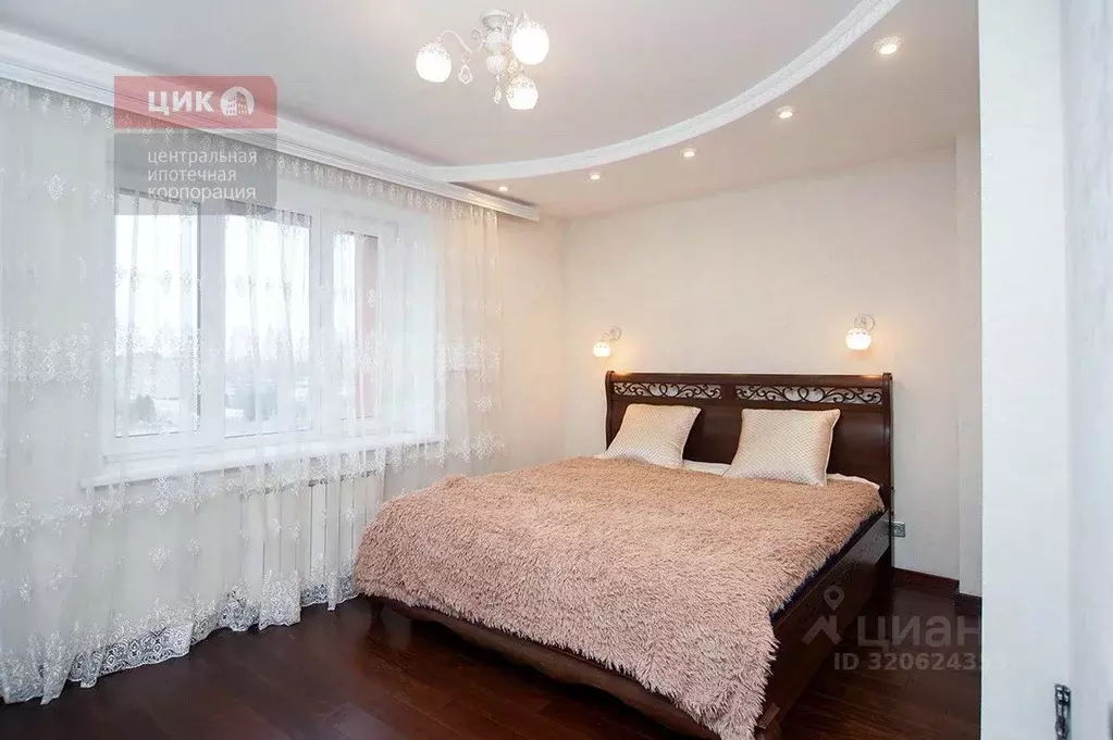 3-к кв. Рязанская область, Рязань Вишневая ул., 32 (111.0 м) - Фото 0