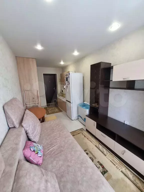 Комната 20 м в 5-к., 2/4 эт. - Фото 1