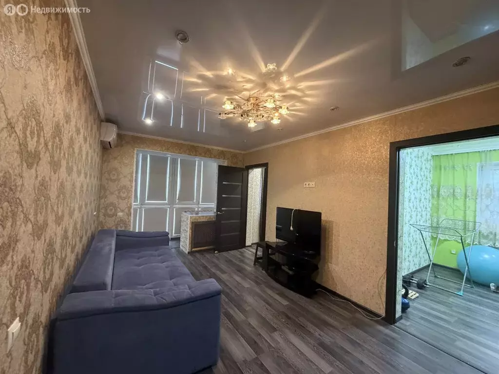 3-комнатная квартира: Астрахань, улица Савушкина, 32 (60 м) - Фото 2