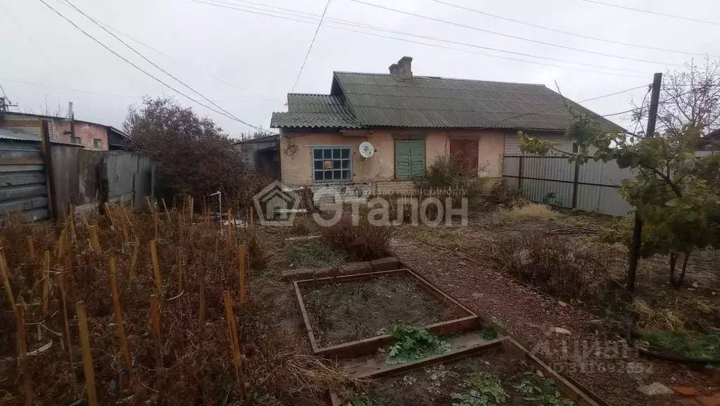 Дом в Волгоградская область, Волгоград Водораздельная ул., 23 (40 м) - Фото 0