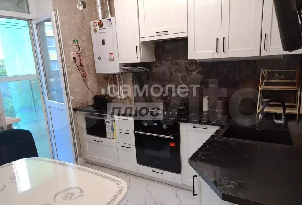 3-к. квартира, 60 м, 2/4 эт. - Фото 0