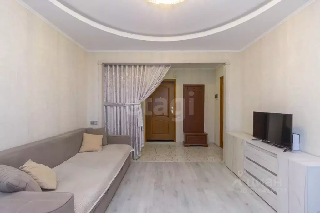 2-к кв. Омская область, Омск ул. Химиков, 18 (54.1 м) - Фото 1