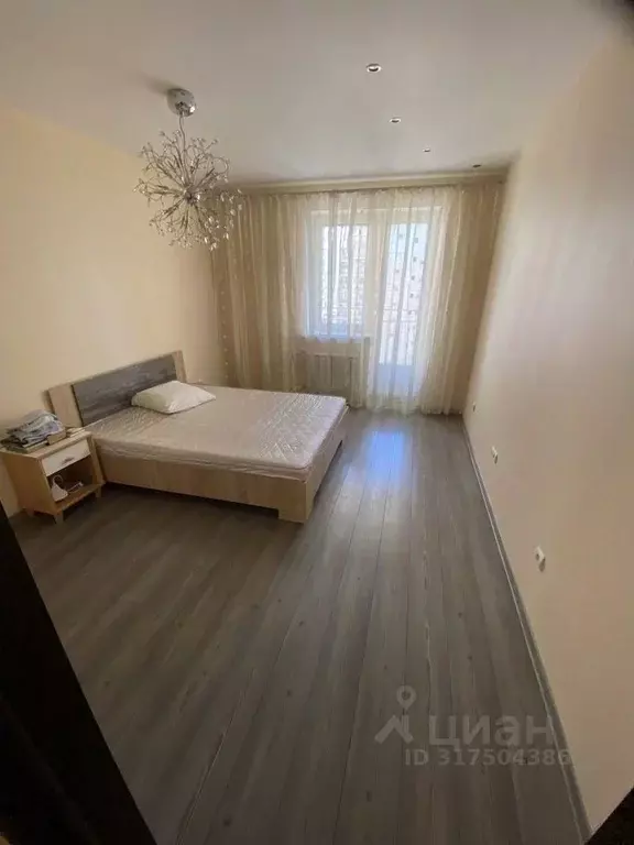 2-к кв. Красноярский край, Красноярск ул. Авиаторов, 25 (66.0 м) - Фото 0