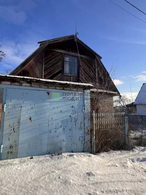 Дом в Саратовская область, Энгельсский район, Красноярское ... - Фото 0