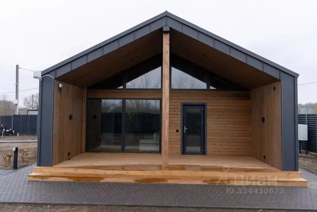 Дом в Ленинградская область, Волховский район, д. Иссад ул. ... - Фото 1