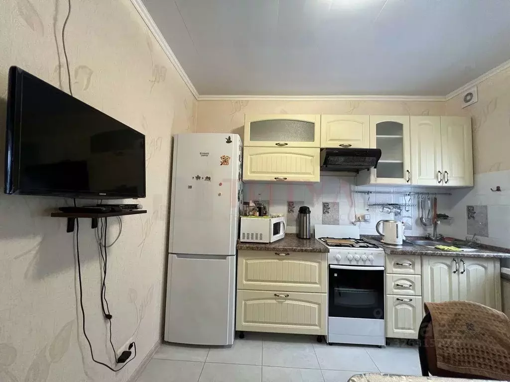 Коттедж в Белгородская область, Старый Оскол ул. Сталеваров (180 м) - Фото 2