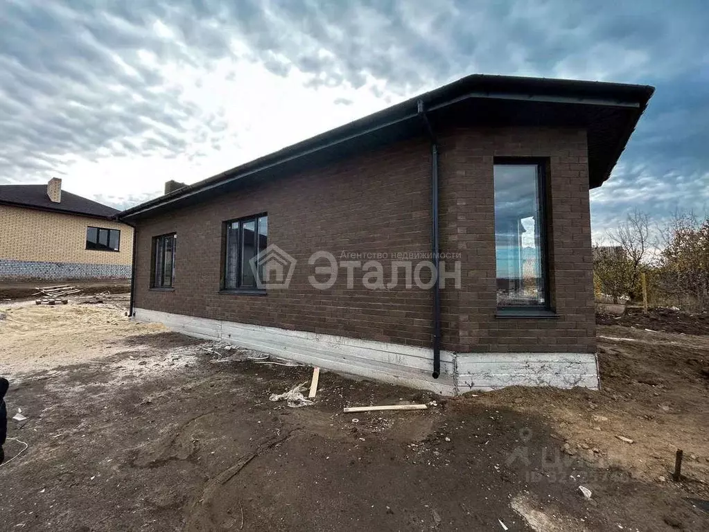 Дом в Волгоградская область, Волгоград пос. Участок ВПЭЛС, ул. ... - Фото 1