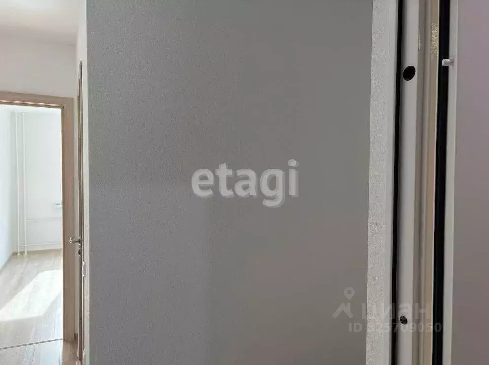 2-к кв. Курская область, Курск ул. Энгельса, 115/4 (73.5 м) - Фото 2